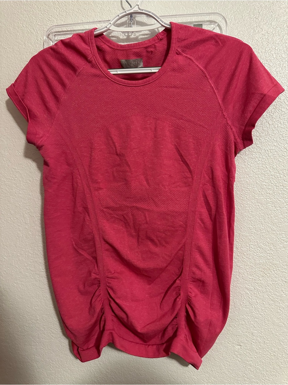 Athleta Women’s Pink Short Sleeve Ruched Tee